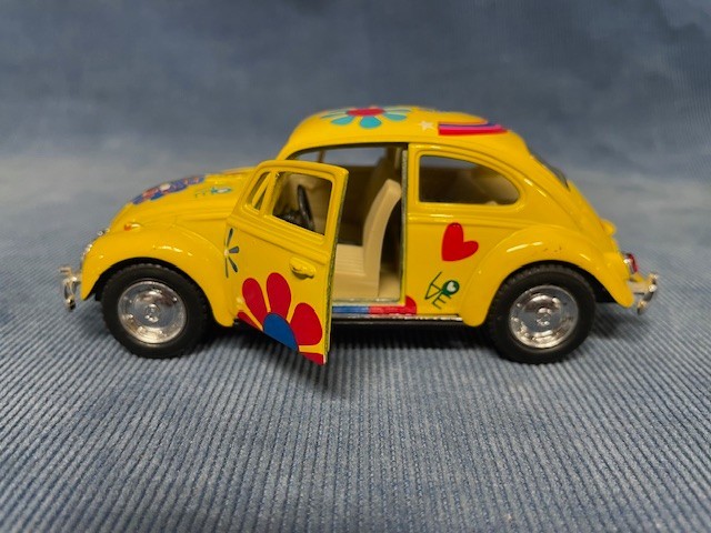 Lot of 2 diecast VW Beetles. One is Maesto other is Kinsmart 1/32 Scale