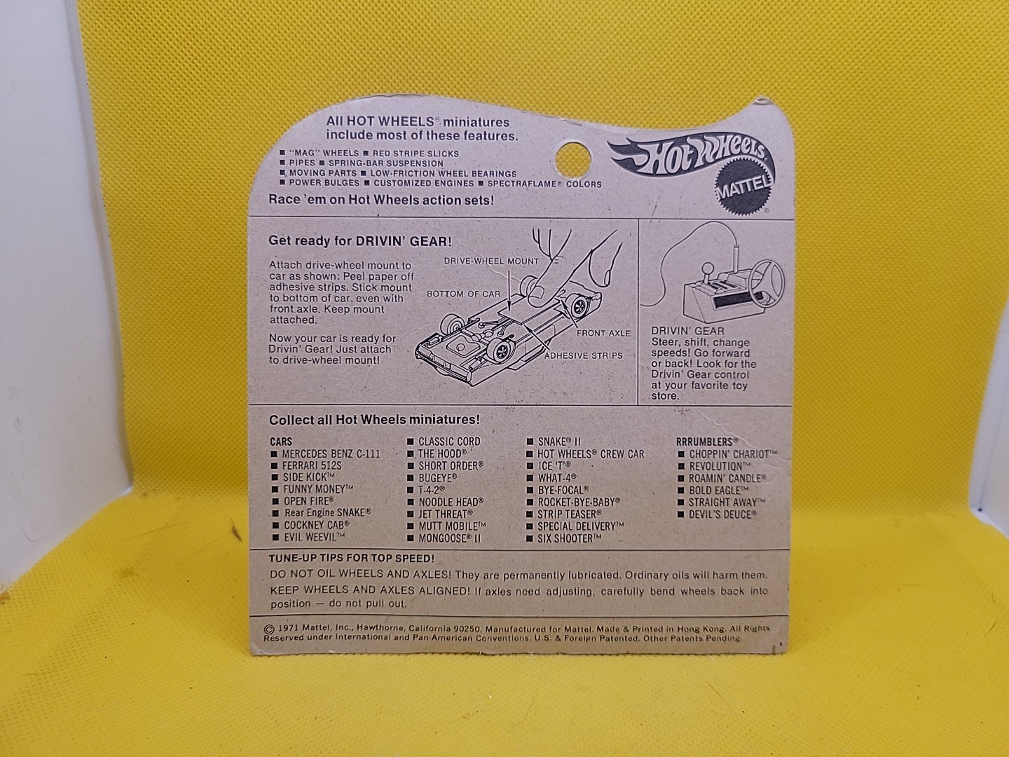 Hot Wheels Red Lines Light Green Side Kick on Card With Protector