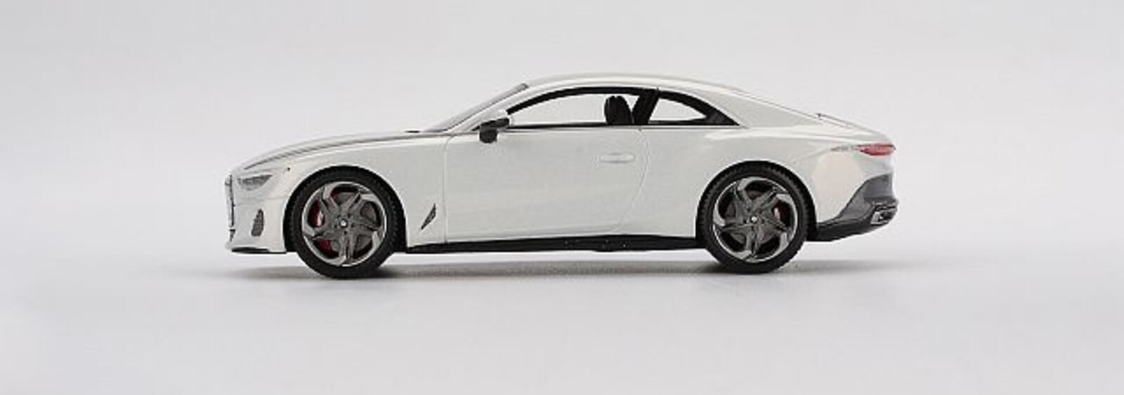 Bentley Batur Bonneville Pearl in 1:43 scale by True Scale Miniatures