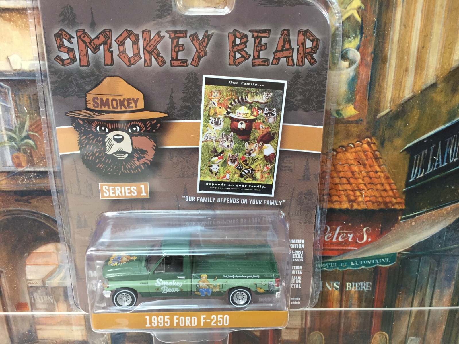 GREENLIGHT 1:64 SCALE HOBBY EXCLUSIVE SMOKEY BEAR 1995 FORD F-250 TRUCK NIP