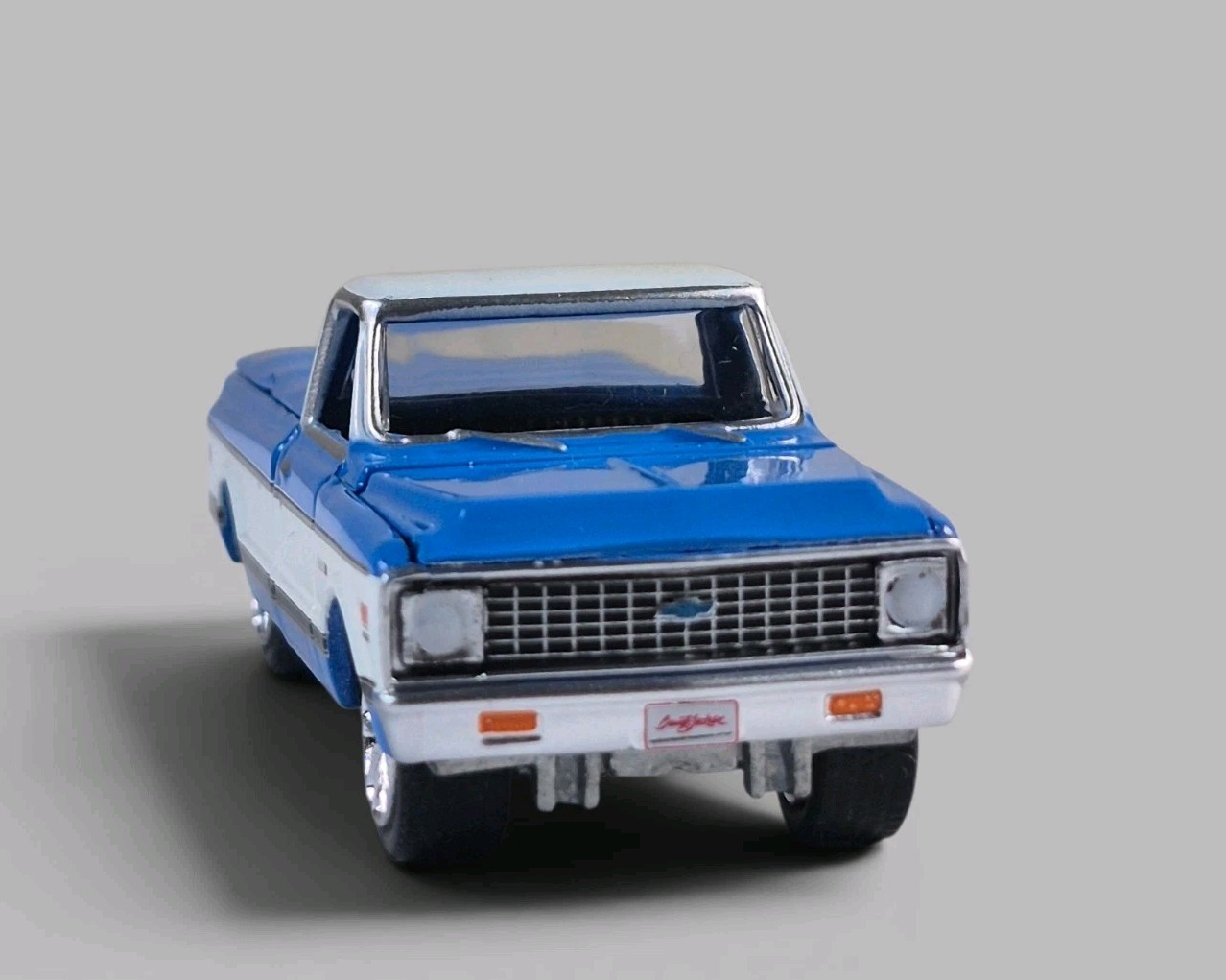 1971 CHEVY C10 SUPER CHEYENNE Diorama Collectible DieCast Model 1:64 Blue LOOSE