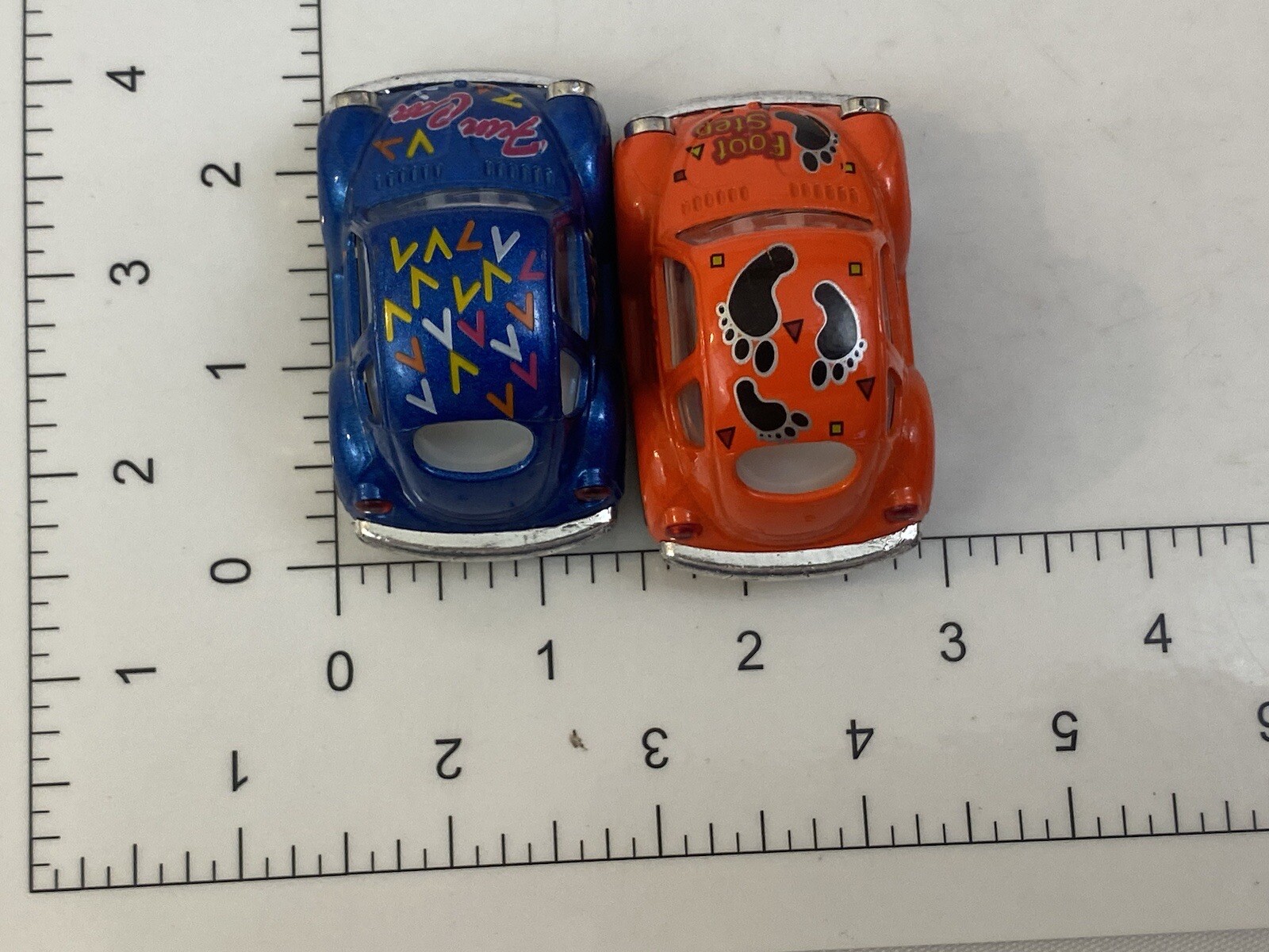Pair Of Kintoy Pullback Volkswagen Beetles Blue Orange Foot Step Fun Car