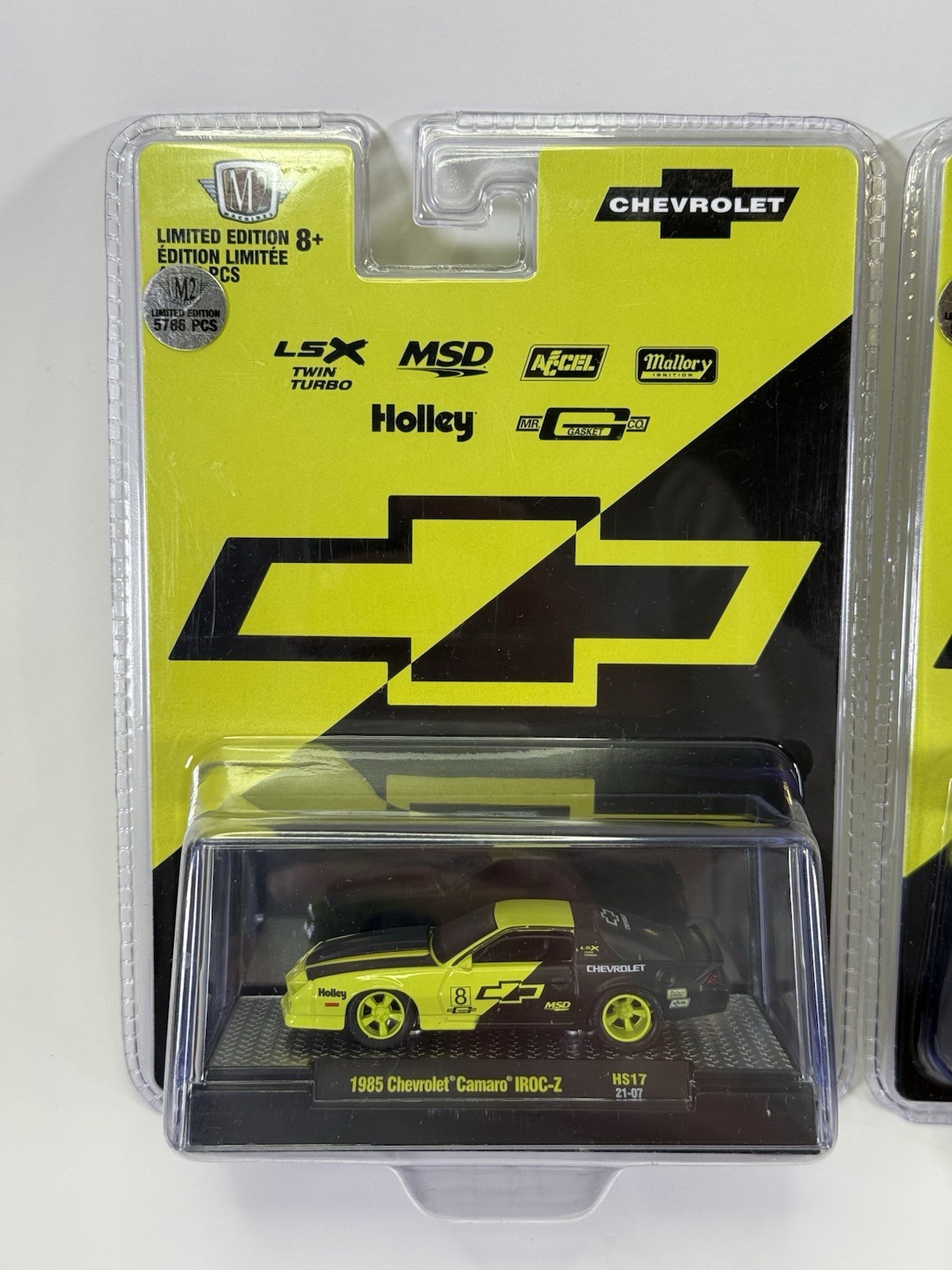 M2 Machines 1985 Chevrolet Camaro IROC-Z HS17 – Limited 526pcs Chase & Normal