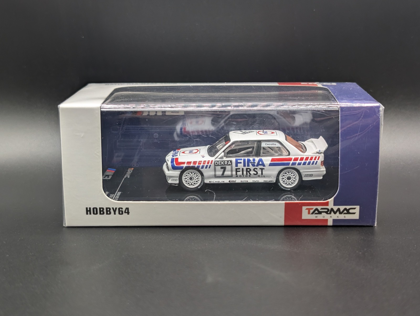 1:64 Tarmac Works FINA BMW M3 E30 DTM 1992