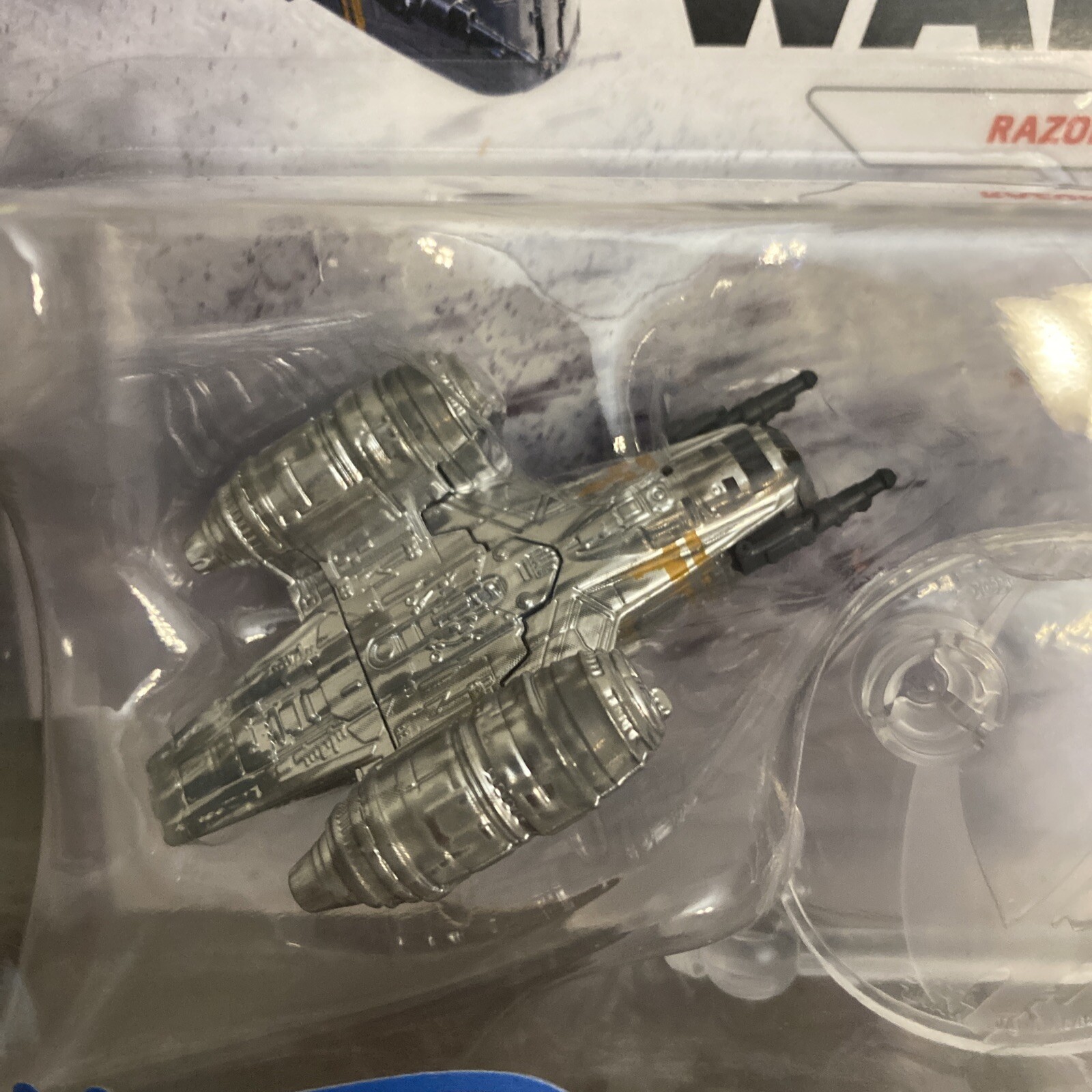 Hot Wheels Star Wars Starships Mandalorian Razor Crest