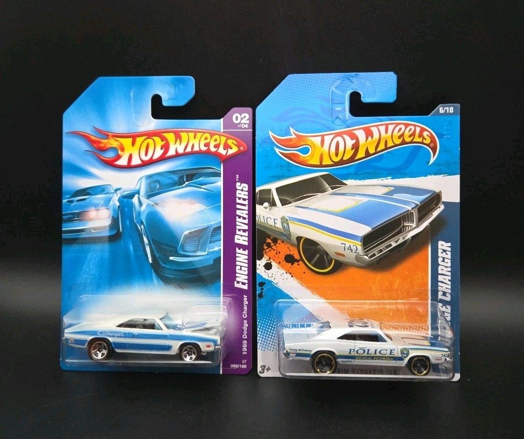 Hot Wheels 1969 Dodge Charger 02 of 04 HW Main Street ’69 Dodge Charger Lot Of 2