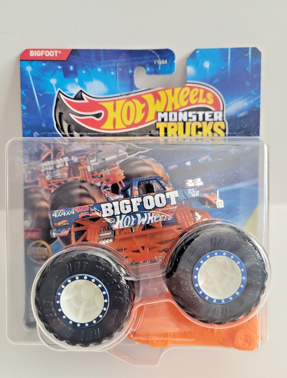 Hot Wheels 2026 Monster Trucks Live Bigfoot Blue 4x4x4 1:64th