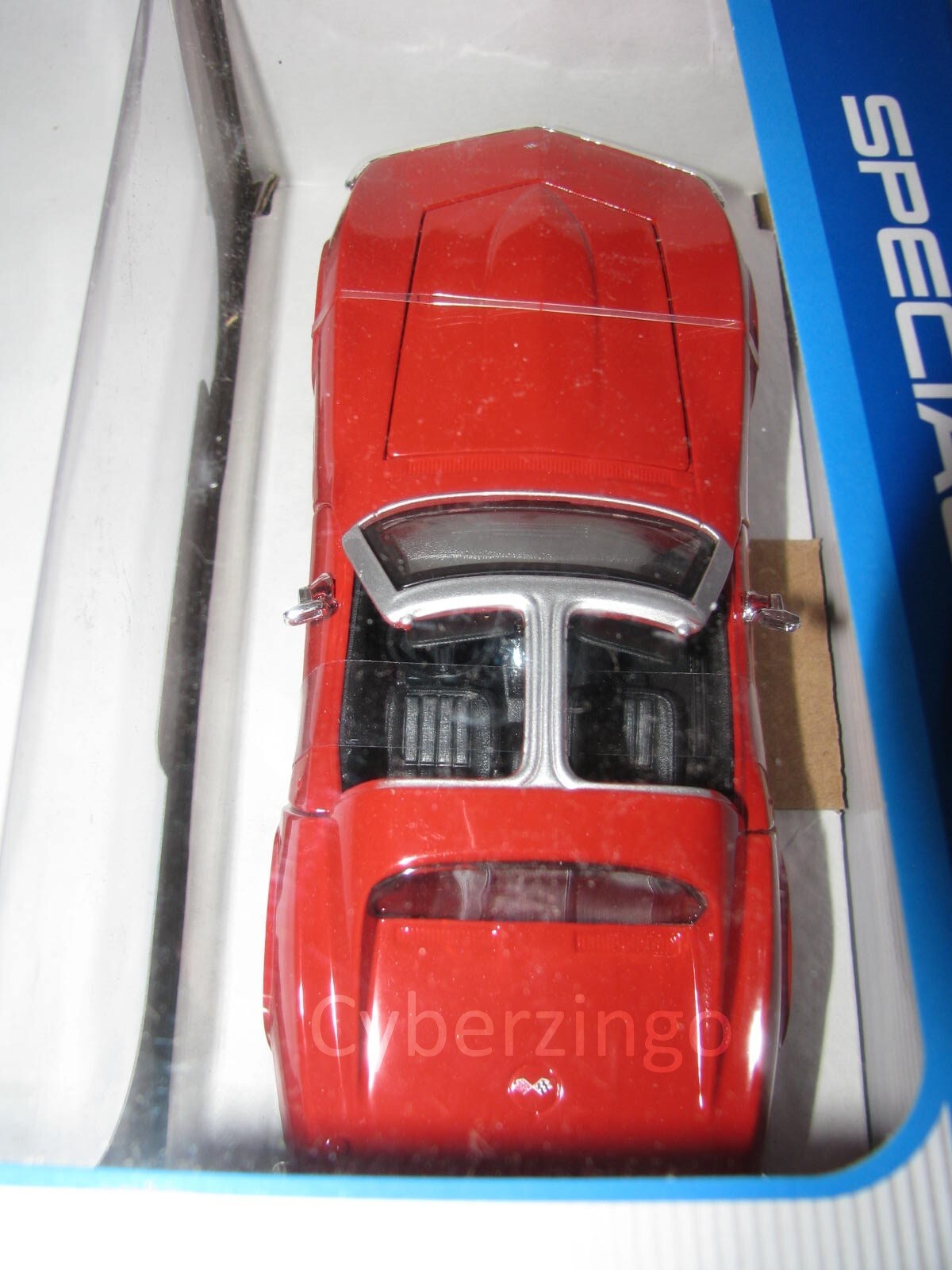 Maisto 1970 Chevy Corvette 1:24 Scale Red Diecast Model Car NEW IN BOX