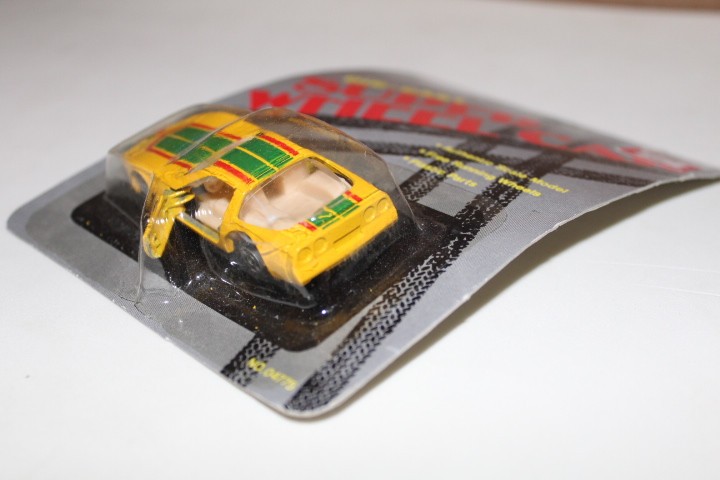 KID’S PIC DIE-CAST SUPER WHEEL CAR CORVETTE 04775 NEW IN ORIGINAL PACKAGE