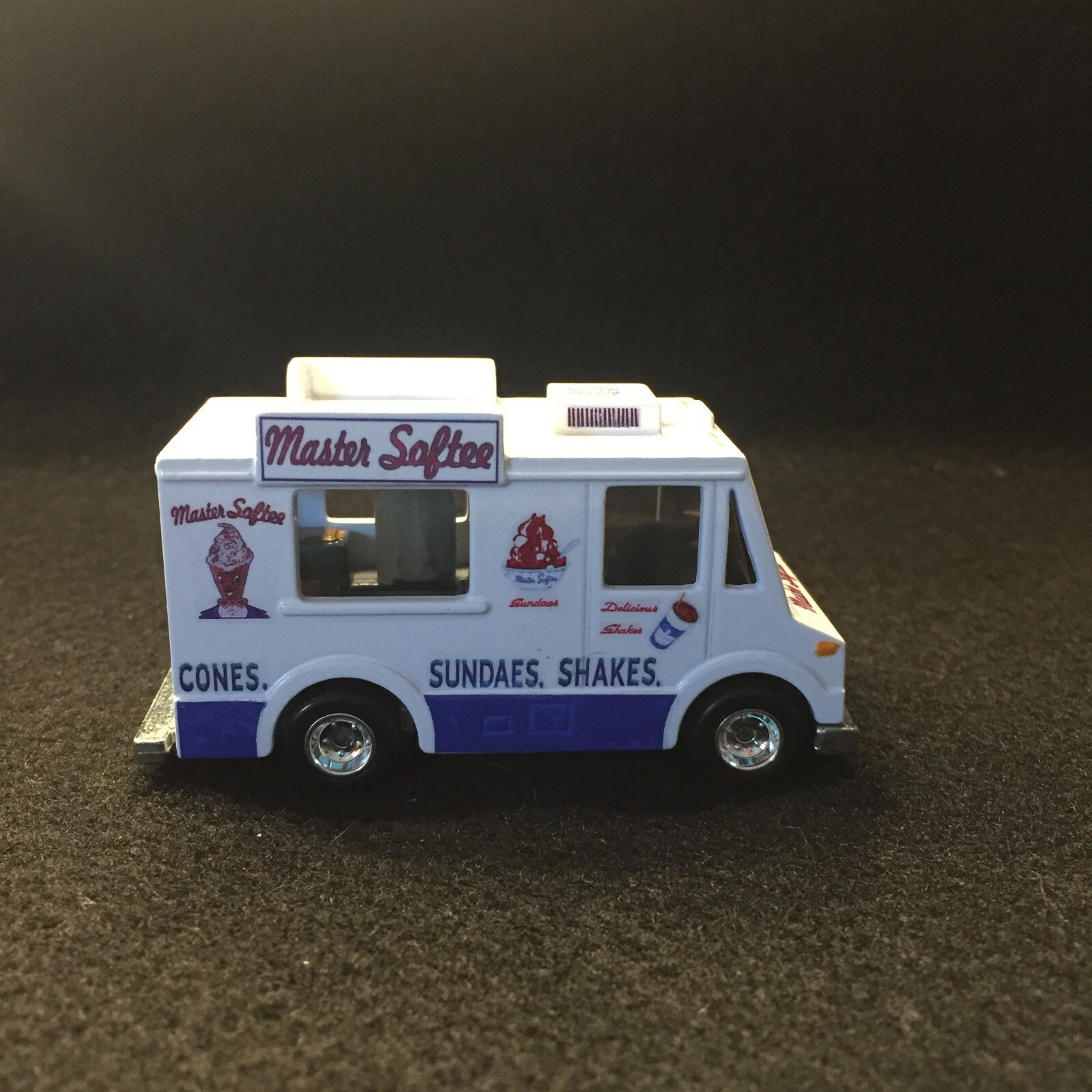Clear 1:64 Waterslide for Hot Wheels Ice Cream Truck Quick Bite Master Softee