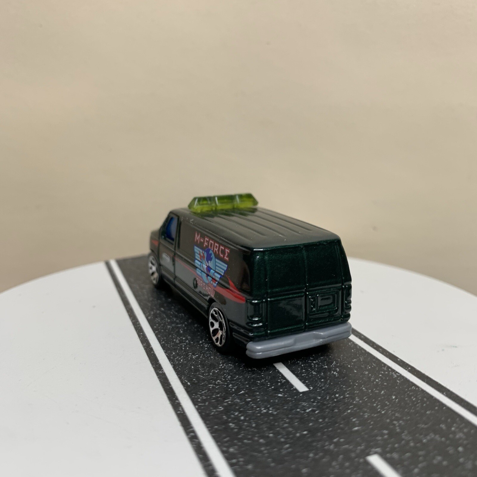 Matchbox Ford Panel Van Airspeed Dark Green Metallic M-Force Airshow w/Lights NM