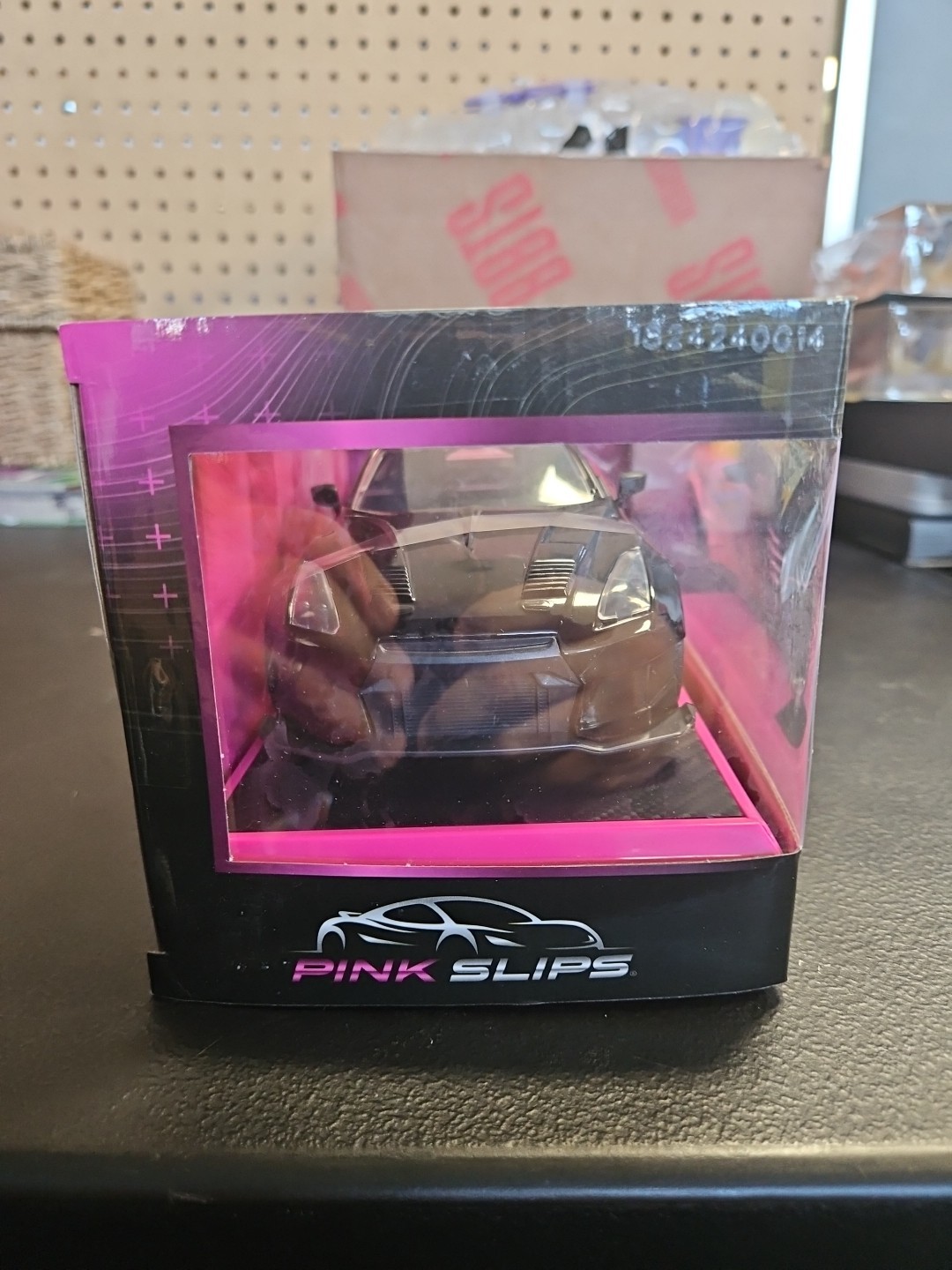 Jada Pink Slips 36382 1/24 Nissan GT-R R35 LBWK – Liberty Walk Body Kit Type 2.0
