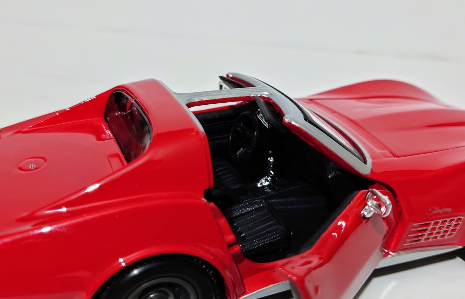 Maisto Special Edition 1970 Chevrolet Corvette T Top Red 1/24 Diecast