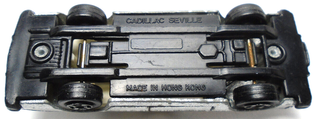 VINTAGE MADE IN HONG KONG CADILLAC SEVILLE SILVER 3″ DIECAST CAR OPENING DOORS