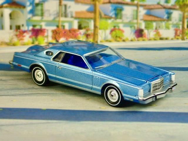 4th Gen 1977–1979 Lincoln Continental Mark V Personal Luxury Coupe 1/64 Sc LE S