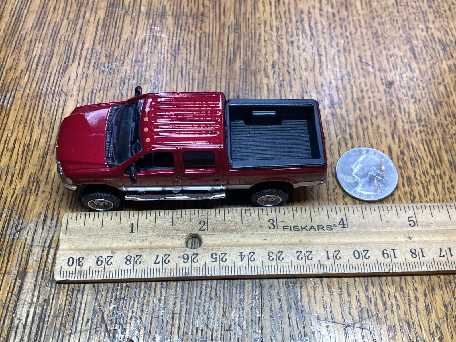 2004 Ford F-250 Super Duty Lifted 4×4 Truck 1/64 Diecast Custom Off Road Pickup