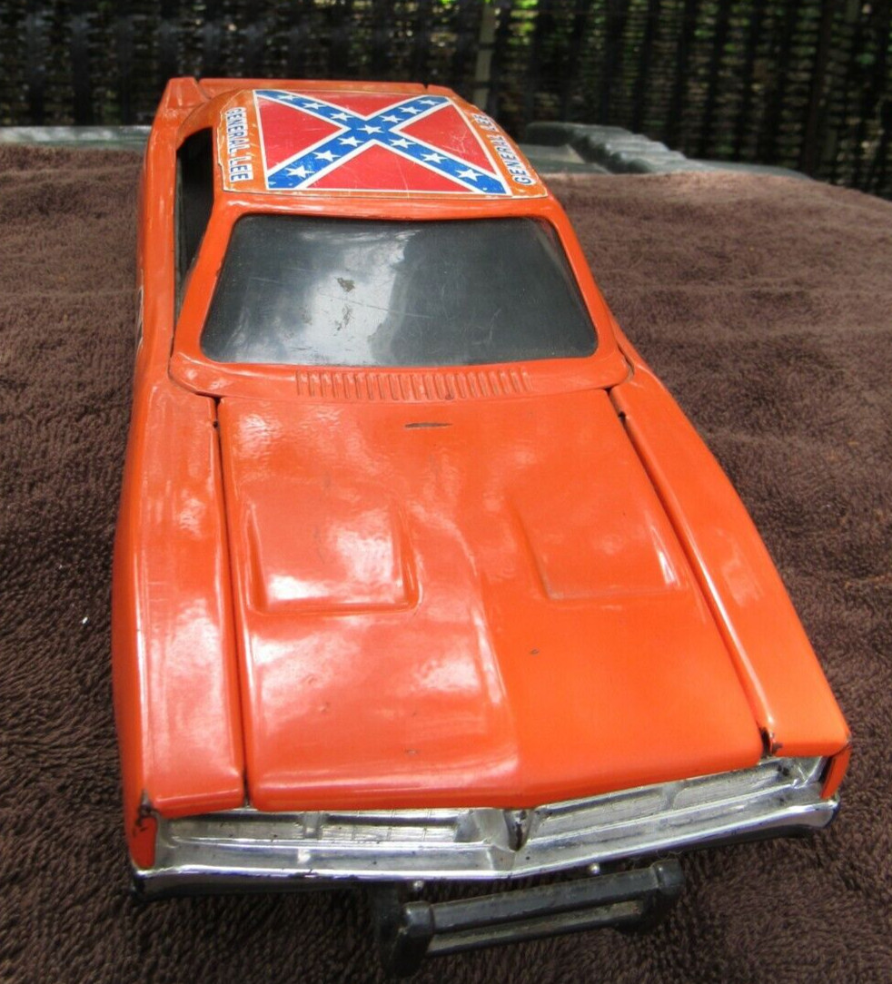 Vintage ERTL 1981 DUKES OF HAZZARD GENERAL LEE 1969 CHARGER 1:16 scale RARE LOT