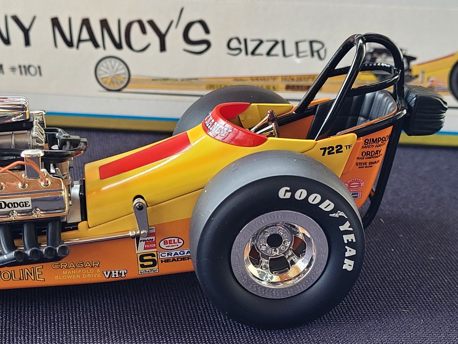 1320 The Fuelers Tony Nancy Signed Box 1:24 Diecast Dragster 4350/5000
