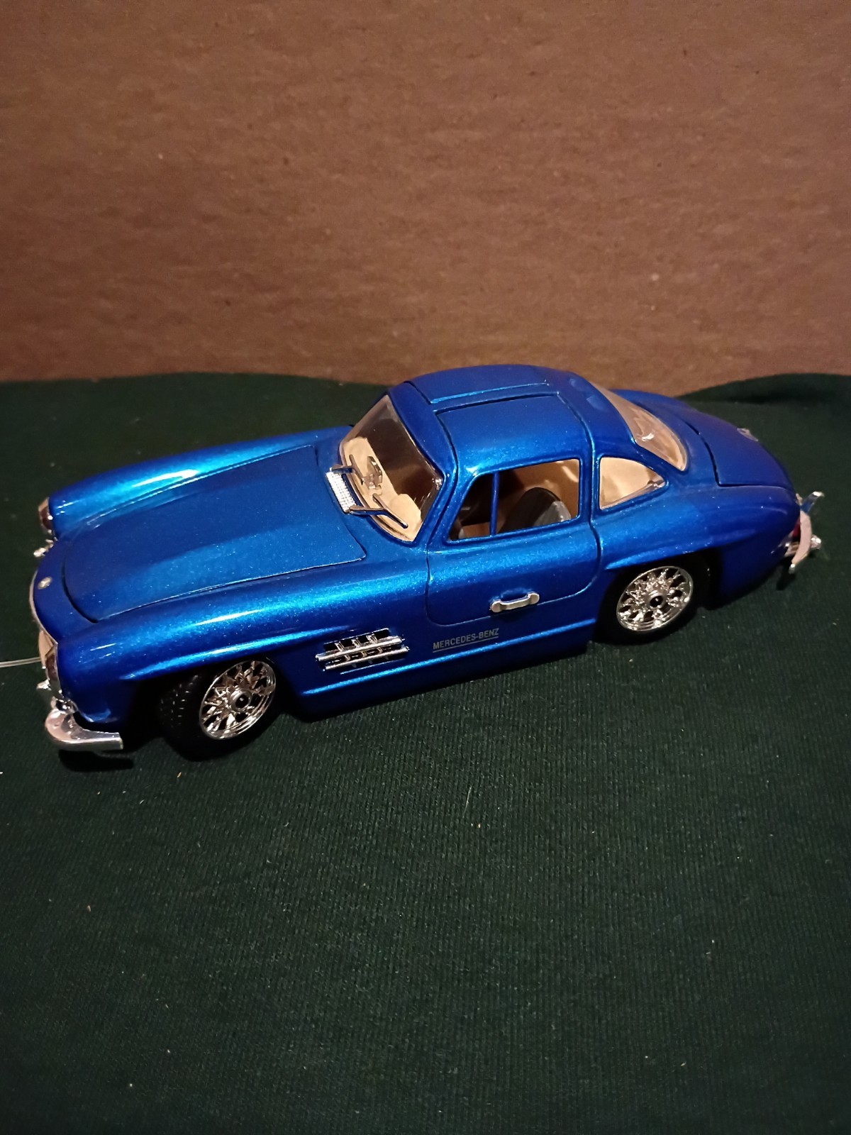 Sunnyside 1:24 Mercedes-Benz 1954 300SL Gull Wing Diecast Model No Box