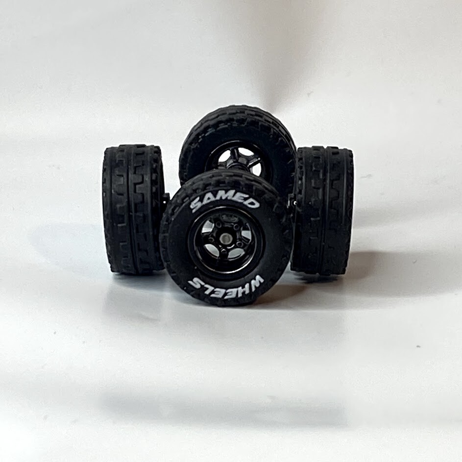 14mm 4×4 Truck Tire Sets – Black 5 spoke for Hot Wheels