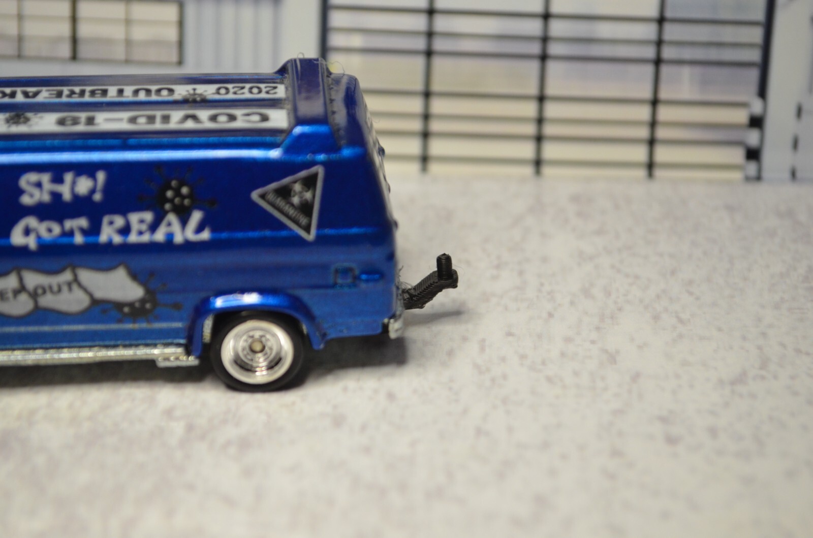 6 or 12 Trailer Hitches – Universal – Hot Wheels / Matchbox 1:64 Hitch glue-on