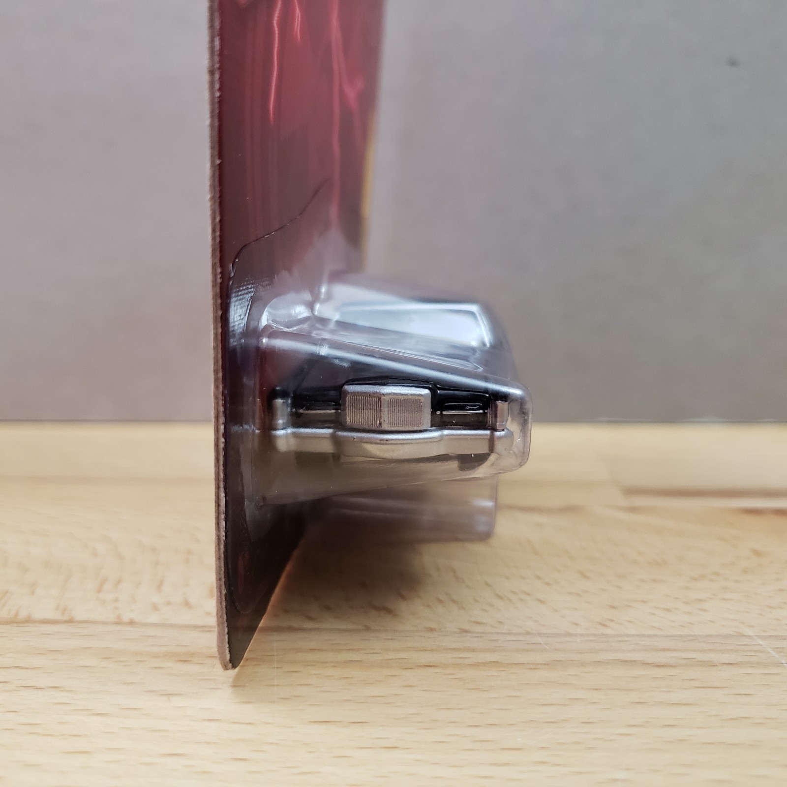 Johnny Lightning 1969 Lincoln Continental Mark III Forever 64 Diecast 1:64 Black