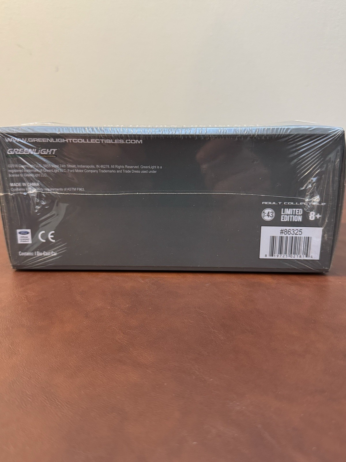 1/43 GREENLIGHT 1941 LINCOLN CONTINENTAL GREY