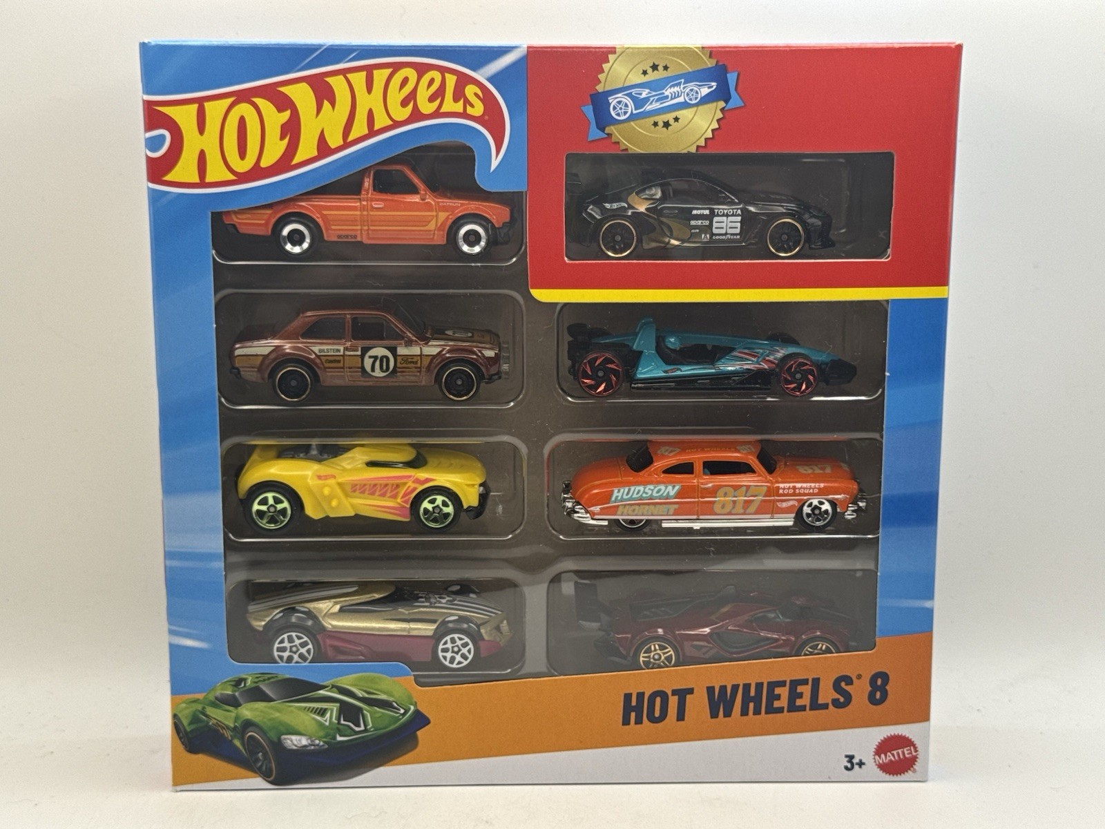 Hot Wheels “Hot Wheels 8” Variety Pack of 8 Cars – 1:64 Diecast Car