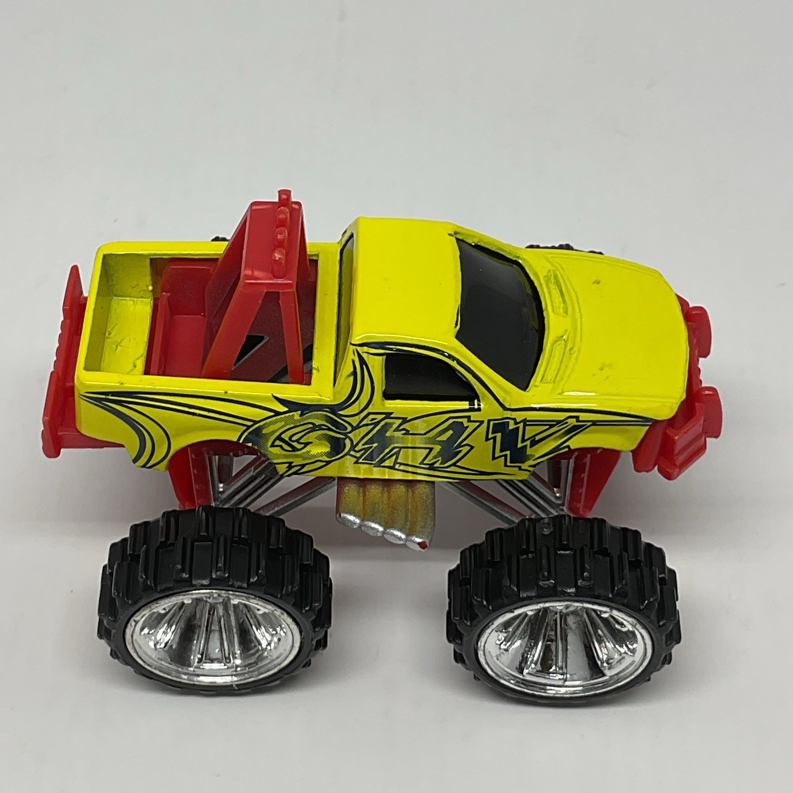 Hot Wheels Monster Jam Trucks Lot Of 8, (3) Die Cast And (5) Plastic