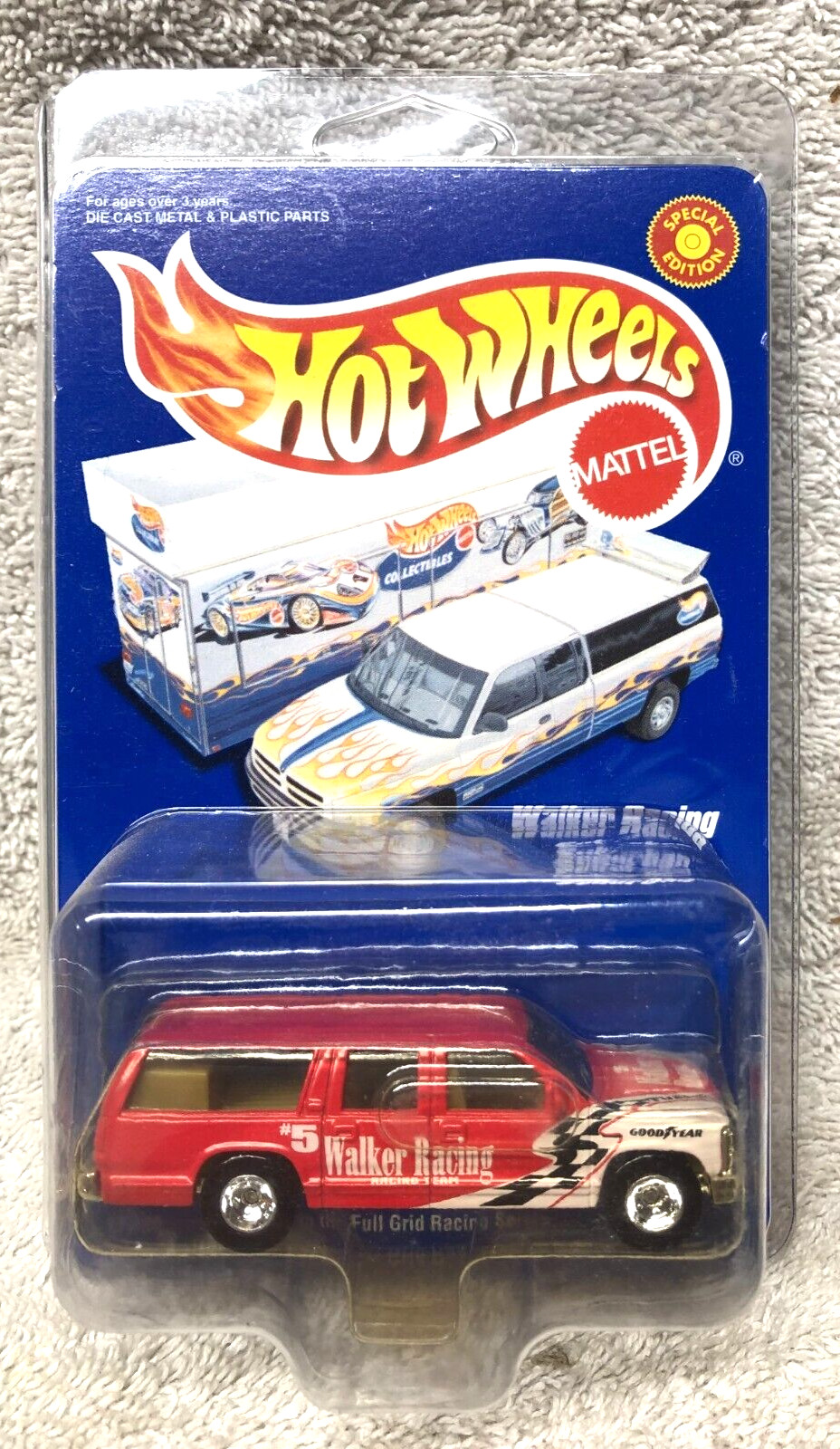 WALKER RACING SUBURBAN 1999 exclusive special edition hot wheels NEW