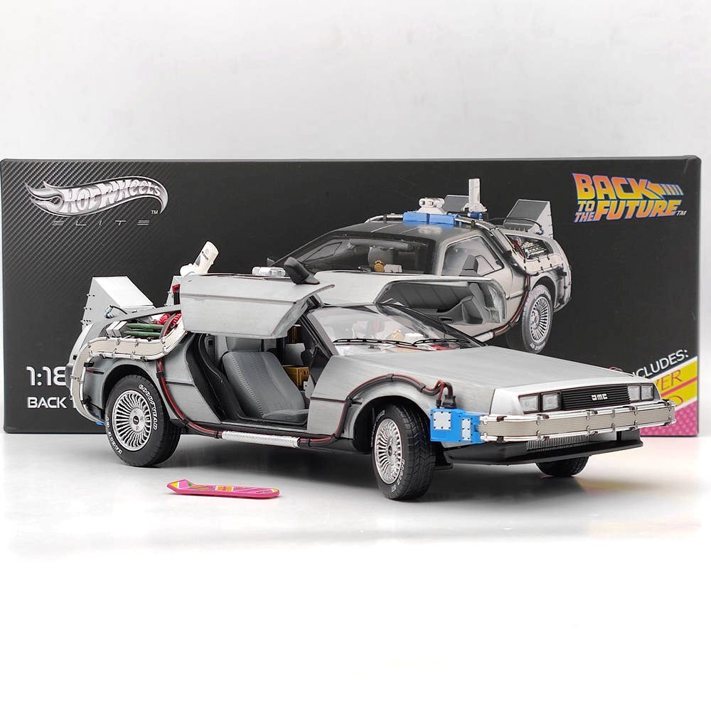 1/18 Hot Wheels Elite Back To The Future Time Machine Delorean BCJ97 Model Car