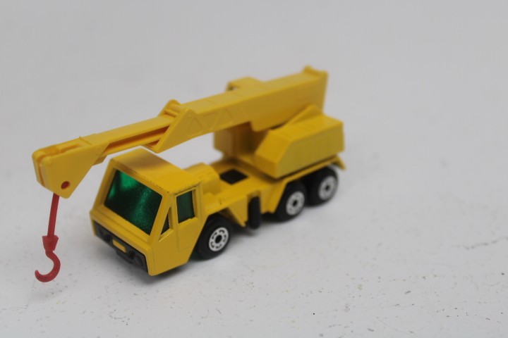 Matchbox Lesney England Superfast #49 Crane Truck Yellow Boom NEW Original Box