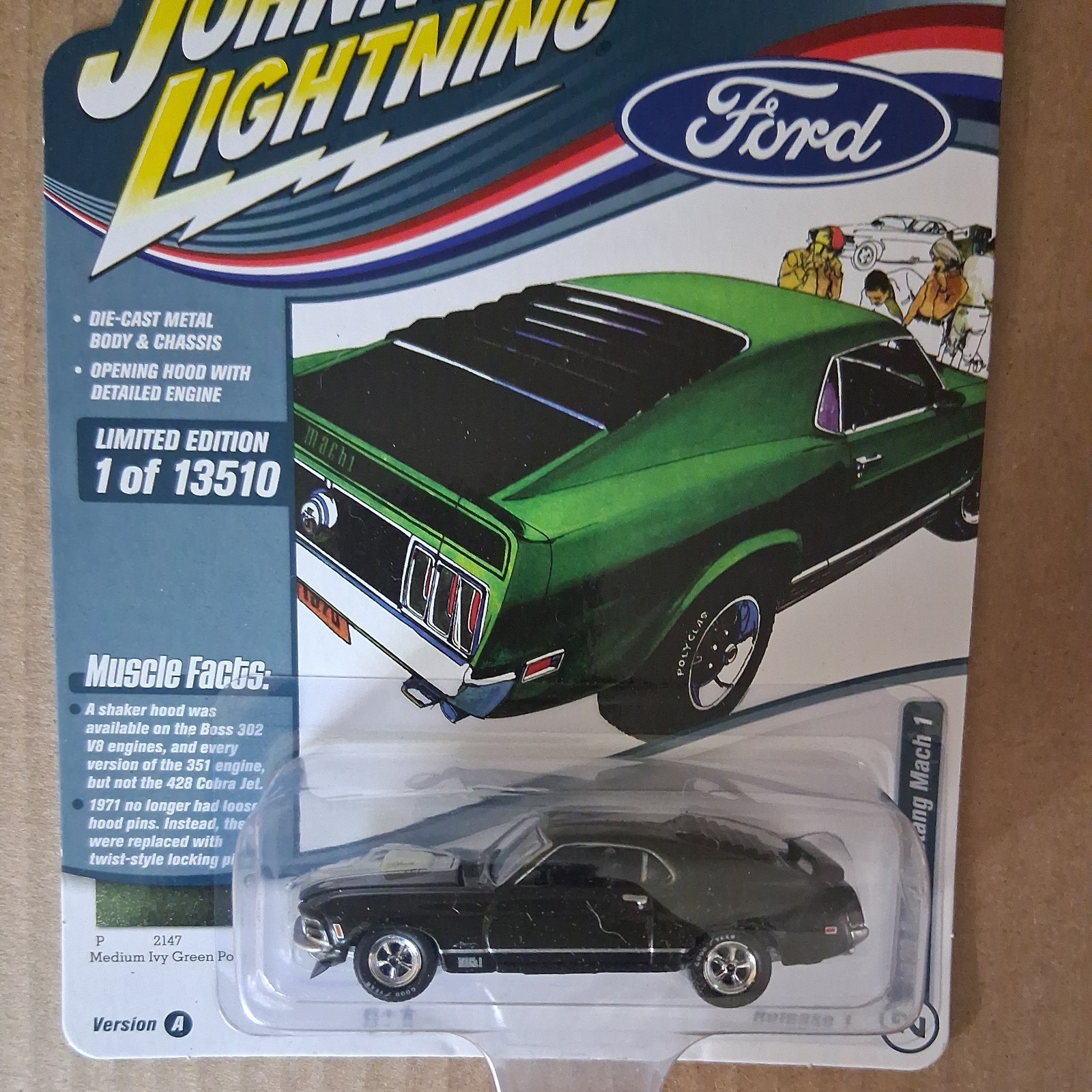 1970 Ford Mustang Mach 1 Medium Ivy Green Johnny Lightning JLMC029 1/64 Scale
