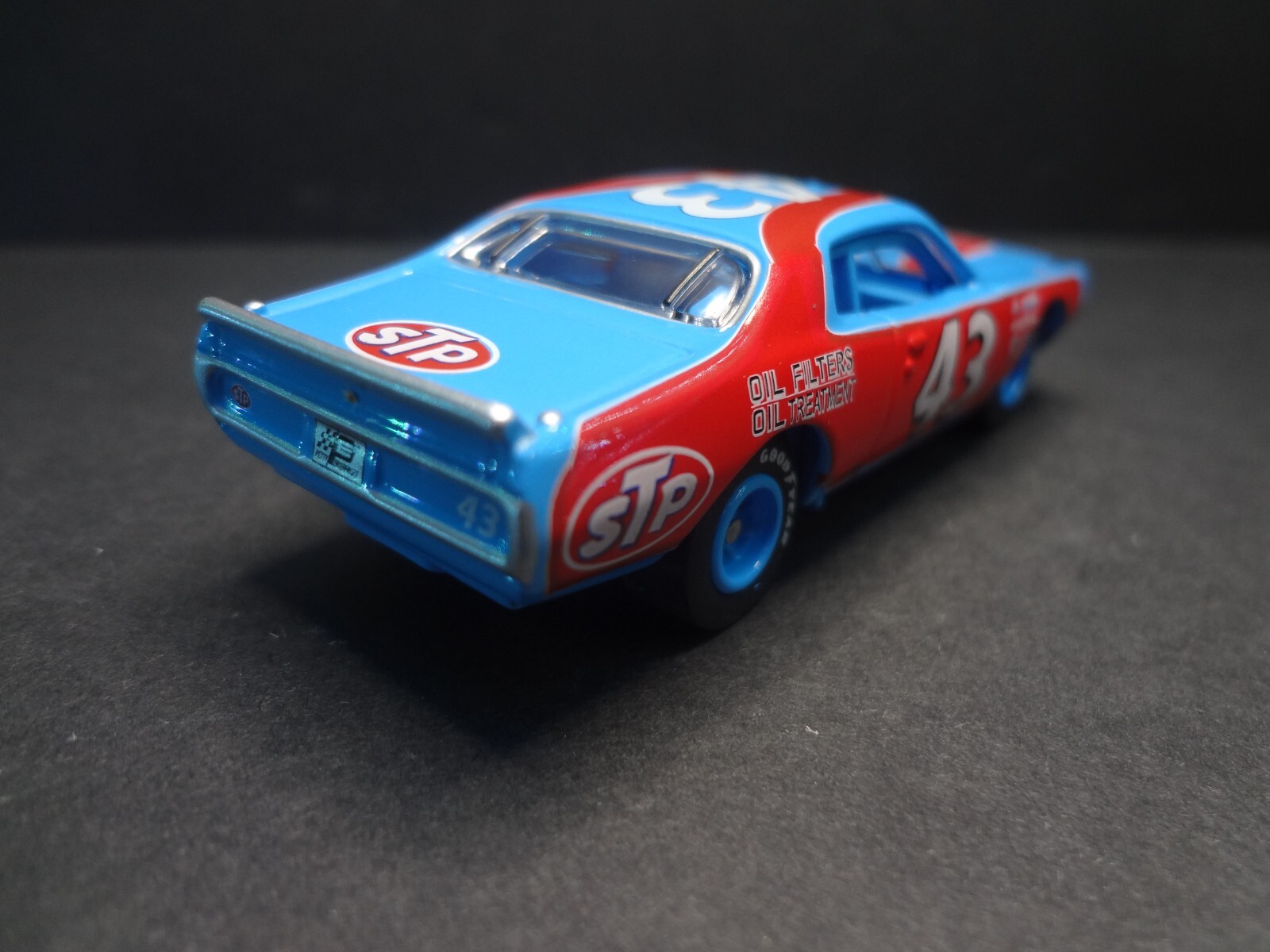Racing Champions 1974 Dodge Charger Richard Petty #43 STP – Loose 1:64