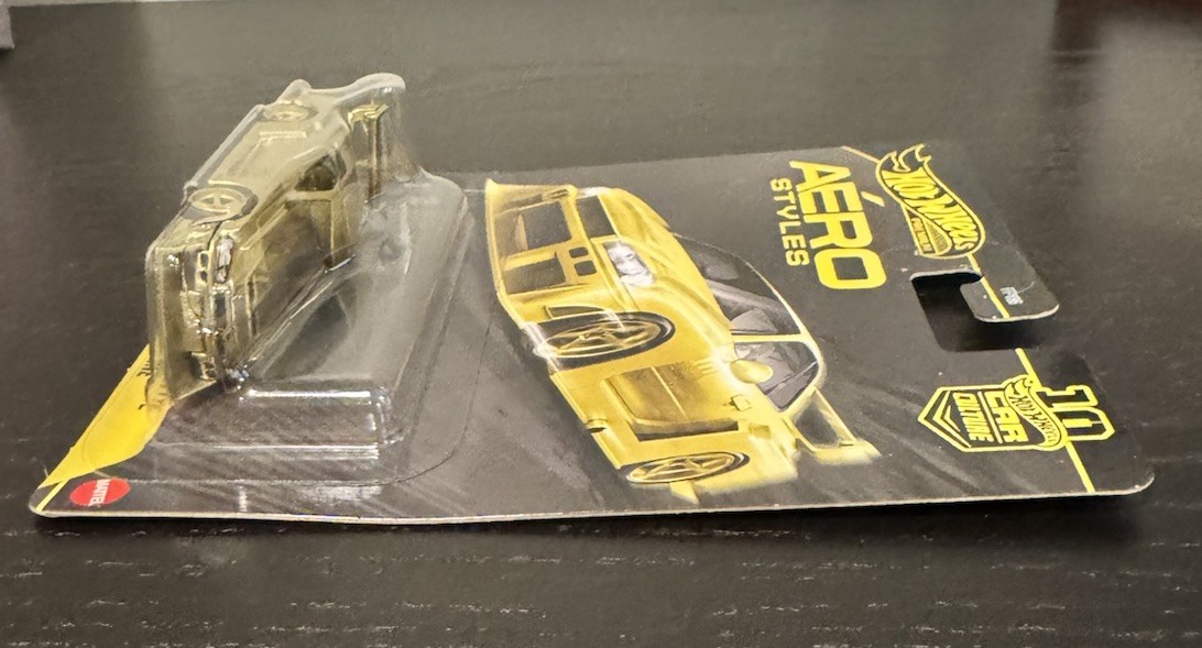 Hot Wheels Car Culture Aero Styles LB-ER34 Nissan Skyline Chase 0/5 in Protector