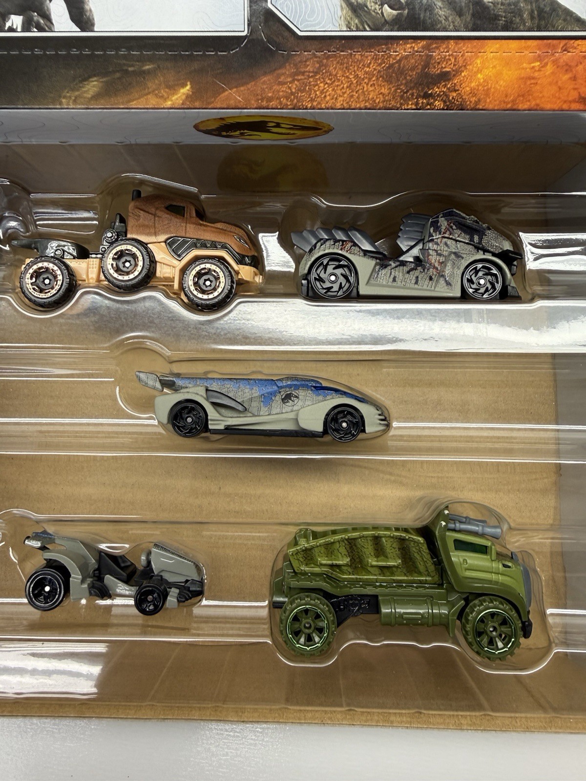 NEW Hot Wheels Character Cars 5 Pack Jurassic World Dominion Collectible Box Set