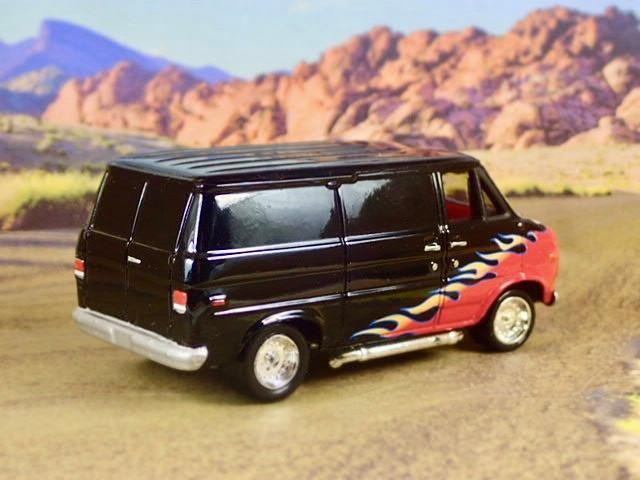 Hot Rod 1971–1996 Chevrolet 5.7L V8 Conversion Van 1/64 Scale Limited Edition O