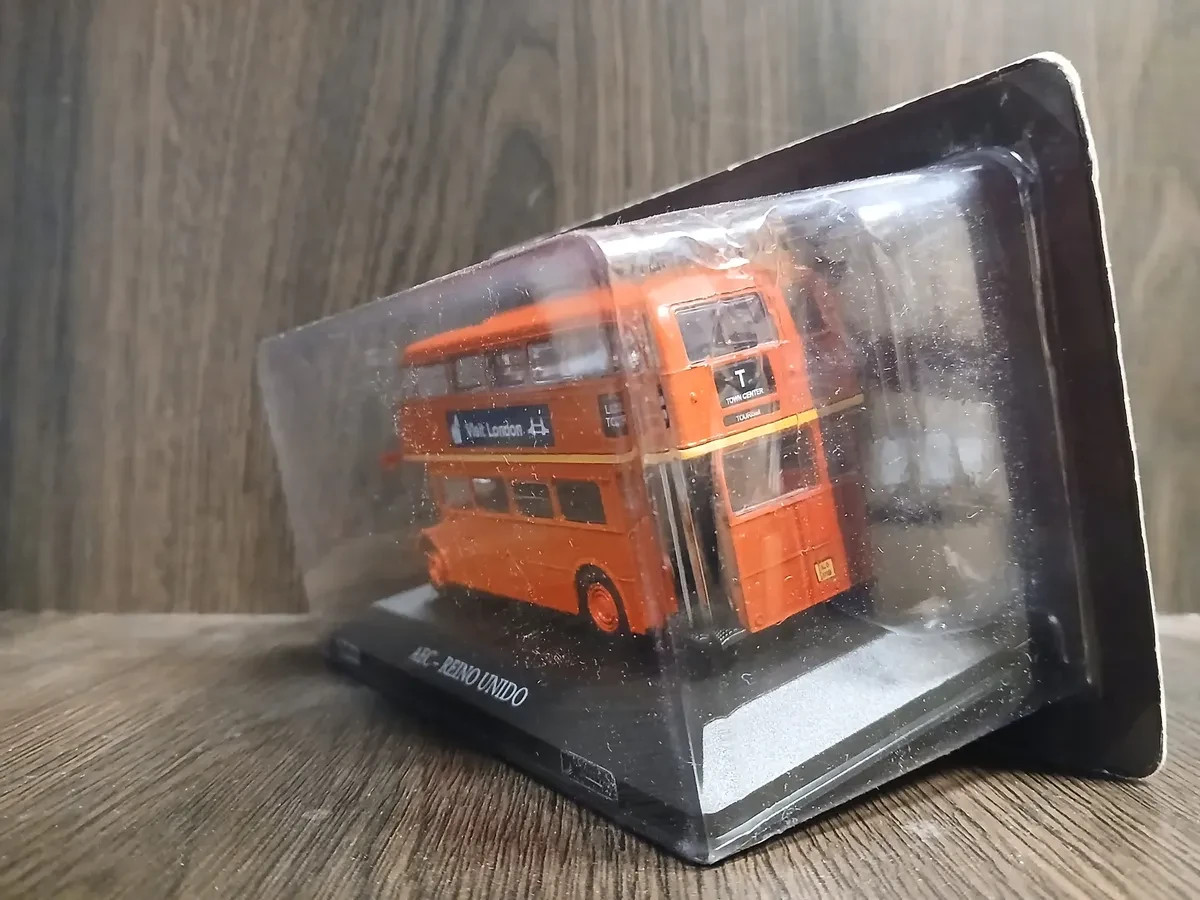 AEC UNITED KINGDOM – SCALE 1:72 – BUSES OF THE WORLD – ARGENTINA