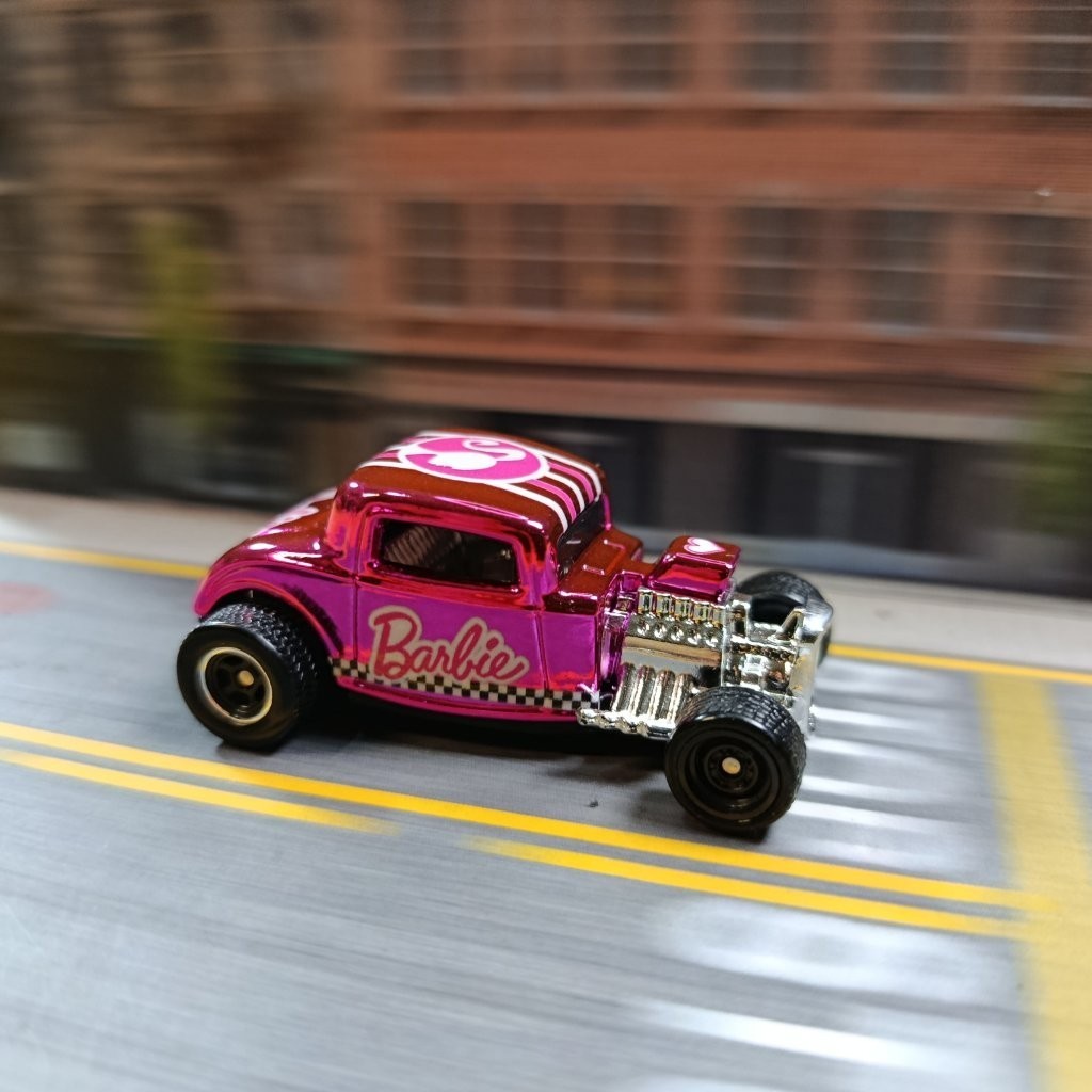 Hot Wheels ’32 FORD METAL/METAL Pink CHROME BARBIE (WANGSTAR CUSTOM) REAL RIDERS