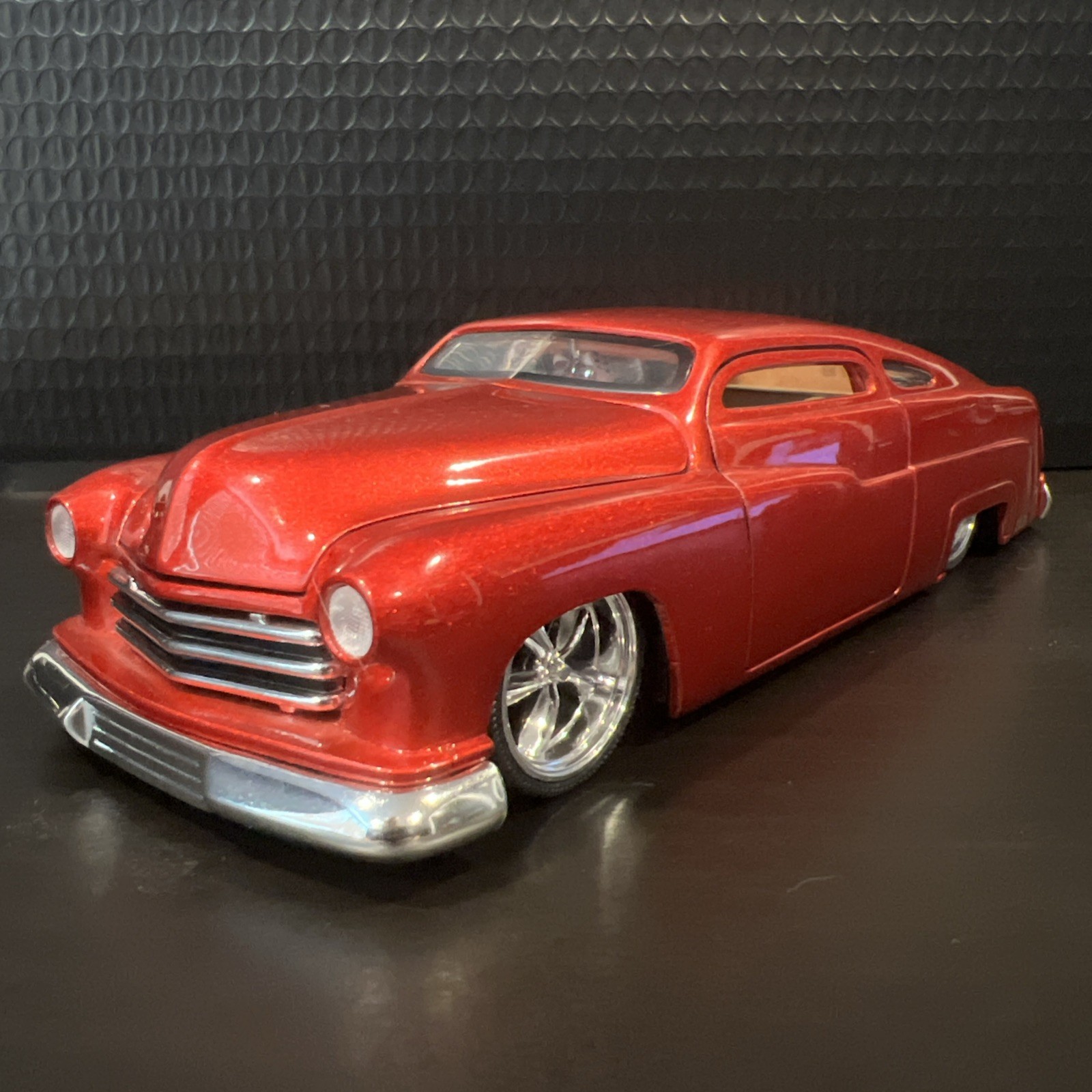 Vintage 2004 Jada 1:24 1951 Mercury Custom Coupe Dub City Old Skool Red Clean