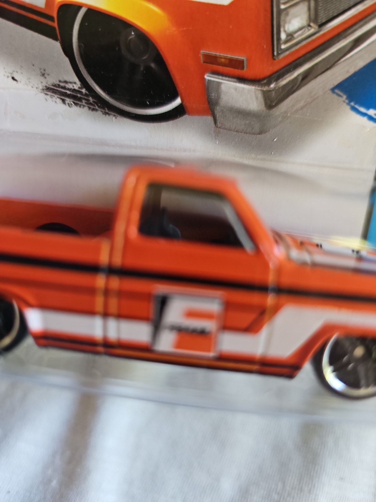 2015 Hot Wheels ’83 CHEVY SILVERADO Orange 16/250 LITTLE BEND Performance FRAM