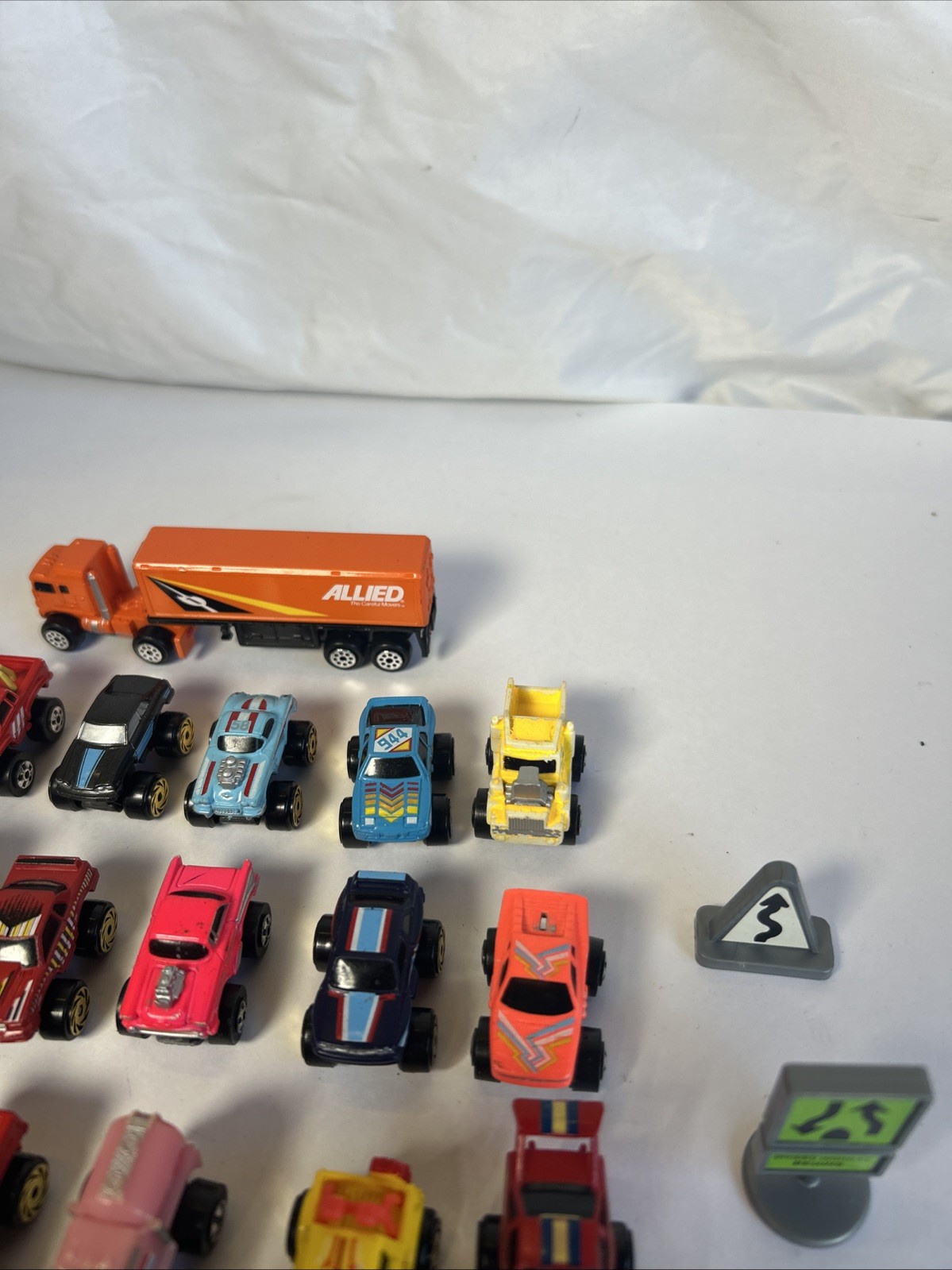 ROAD CHAMPS Lot 53X Cars Diecast Planes Allied Semi (Micro)