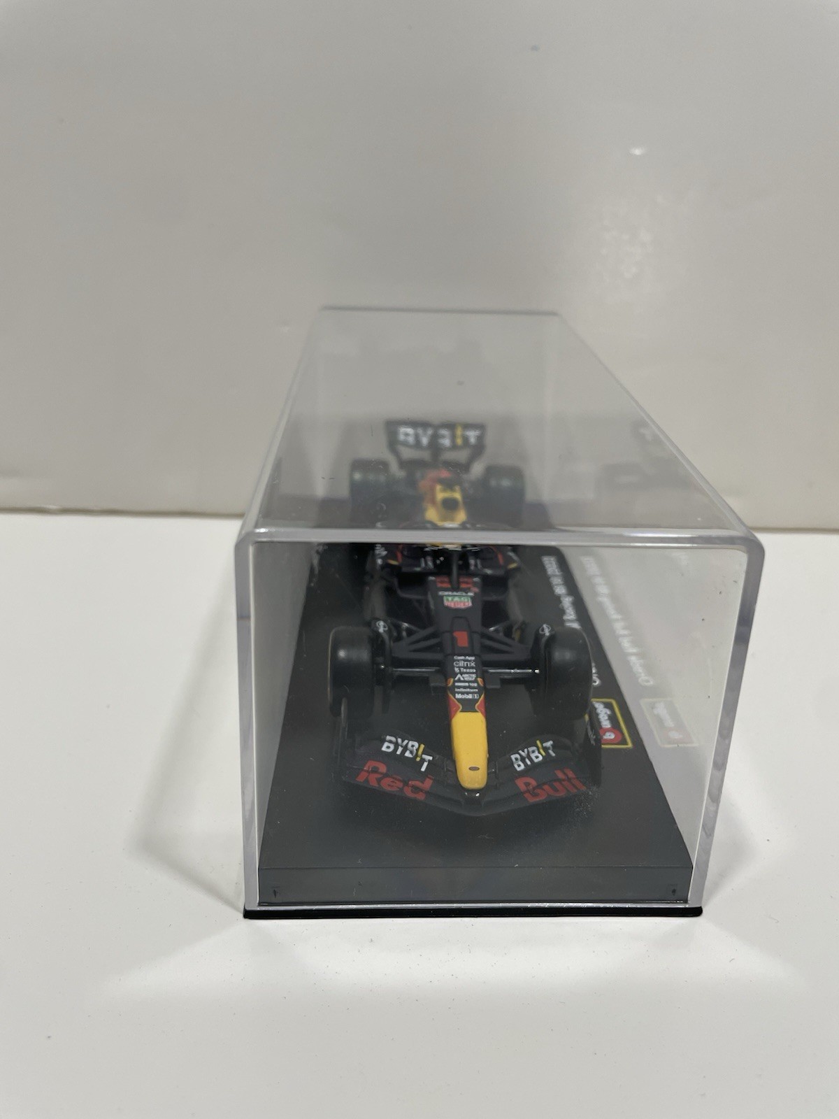Red Bull RB18 #1 Max Verstappen Formula 1 F1 (2022) 1/43 BY Bburago Diecast C