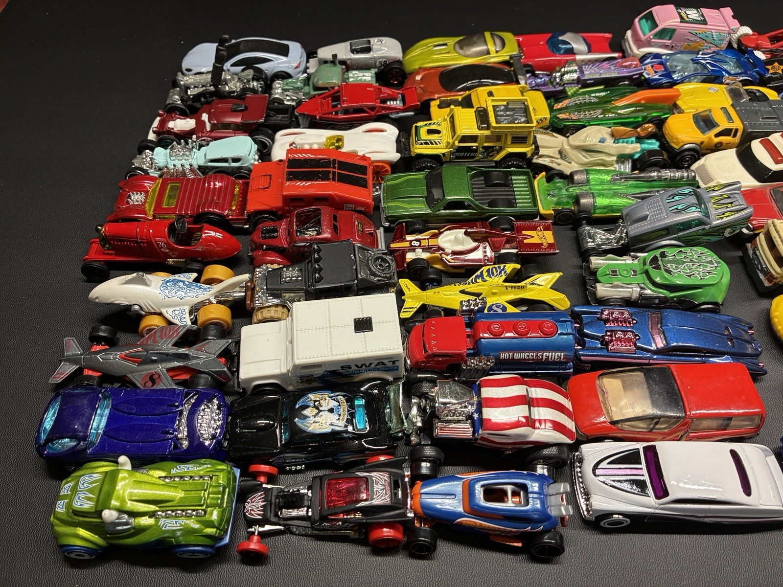 100 LOT DIECAST Metal Cars Trucks Vehicles Loose Hot Wheels Matchbox Bulk Varied