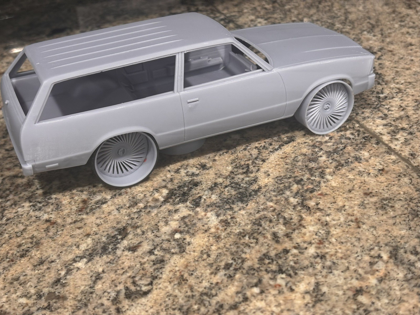 1980 Malibu Wagon kit(1/24) WINDOWS INCLUDED