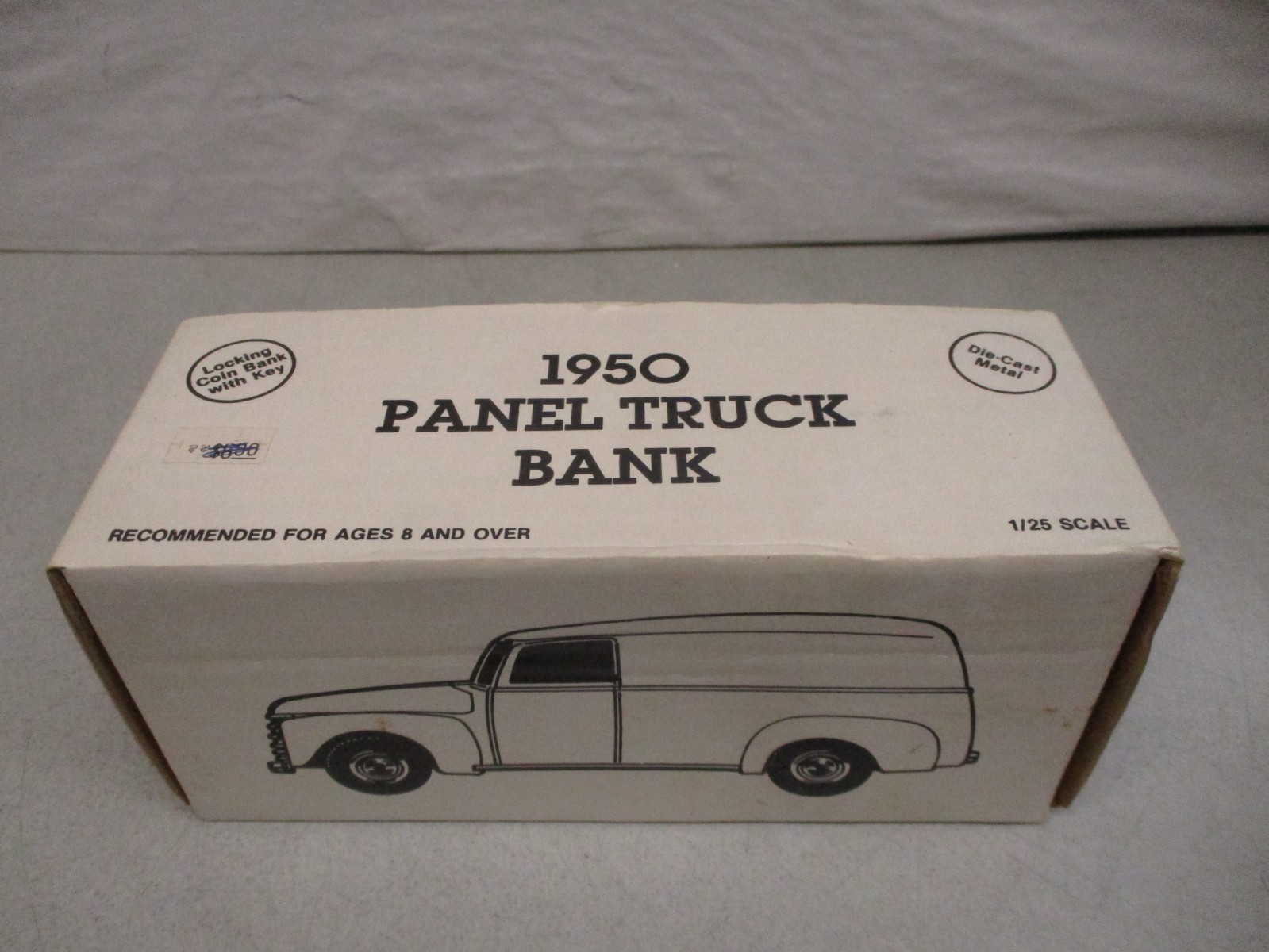 Ertl Wireless 1950 Panel Truck Bank 1/25