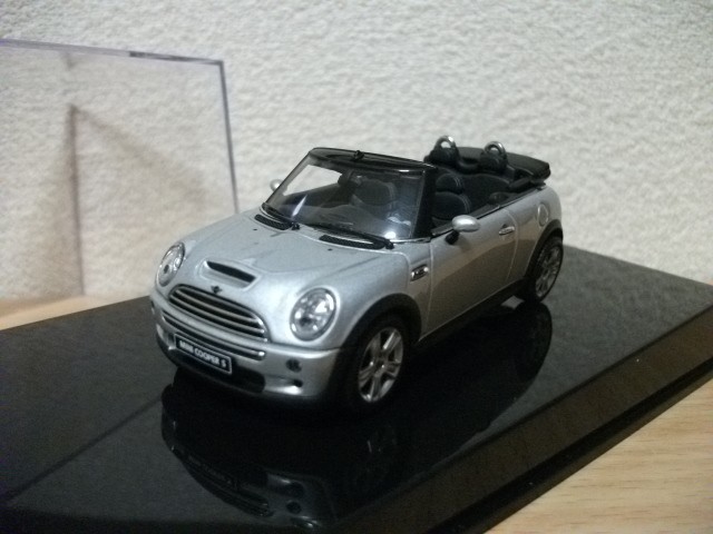 ◇[Special Price] [Shipping] AUTOart 1/43 MINI COOPER S CABRIOLET SILVER◇