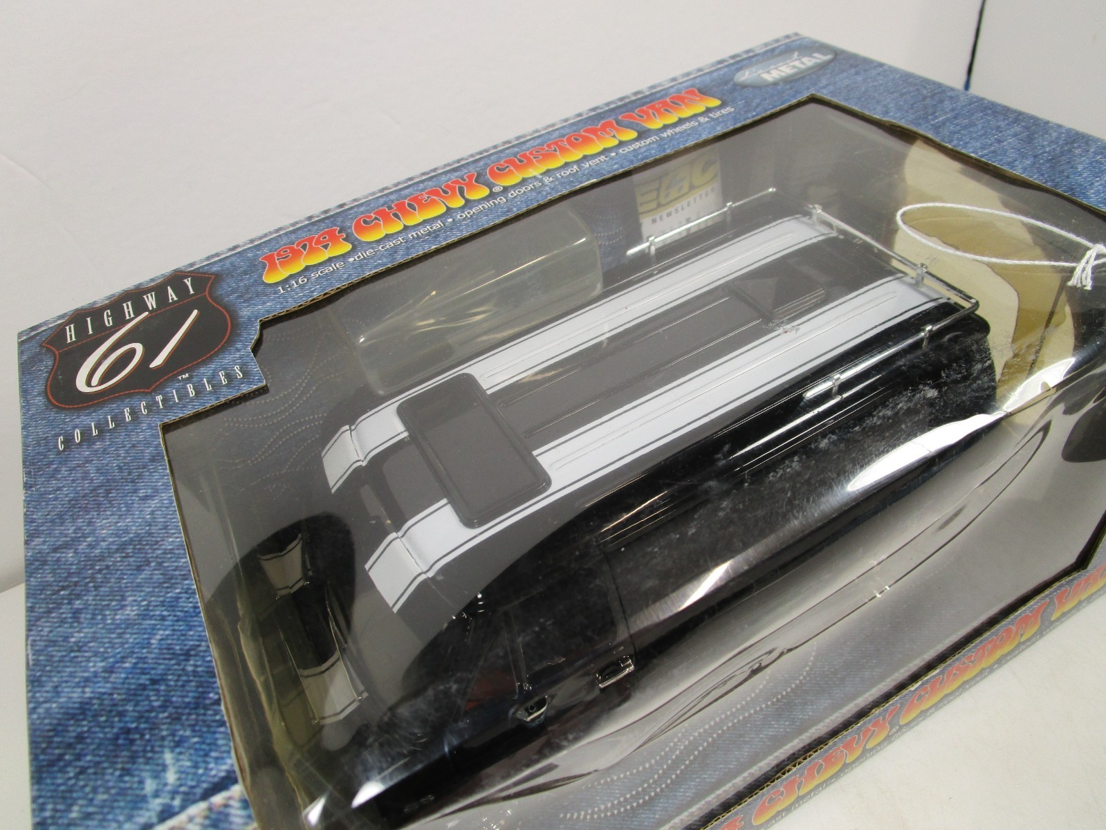 HIGHWAY 61 1/16 BLACK/WHITE 1974 CHEVY CUSTOM VAN NEW *READ* VHTF
