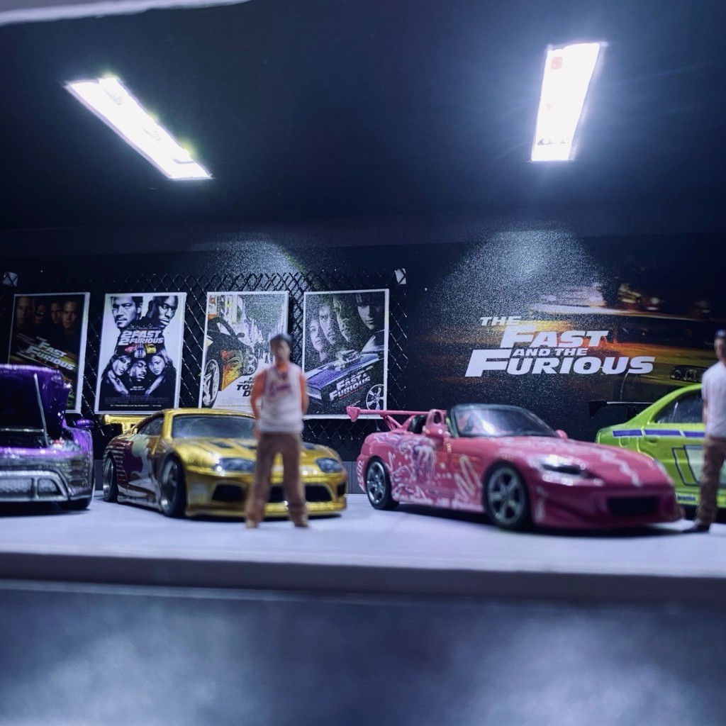 Diorama 1/64 Scale Fast and Furious Showroom Garage Diecast With LED Handmade