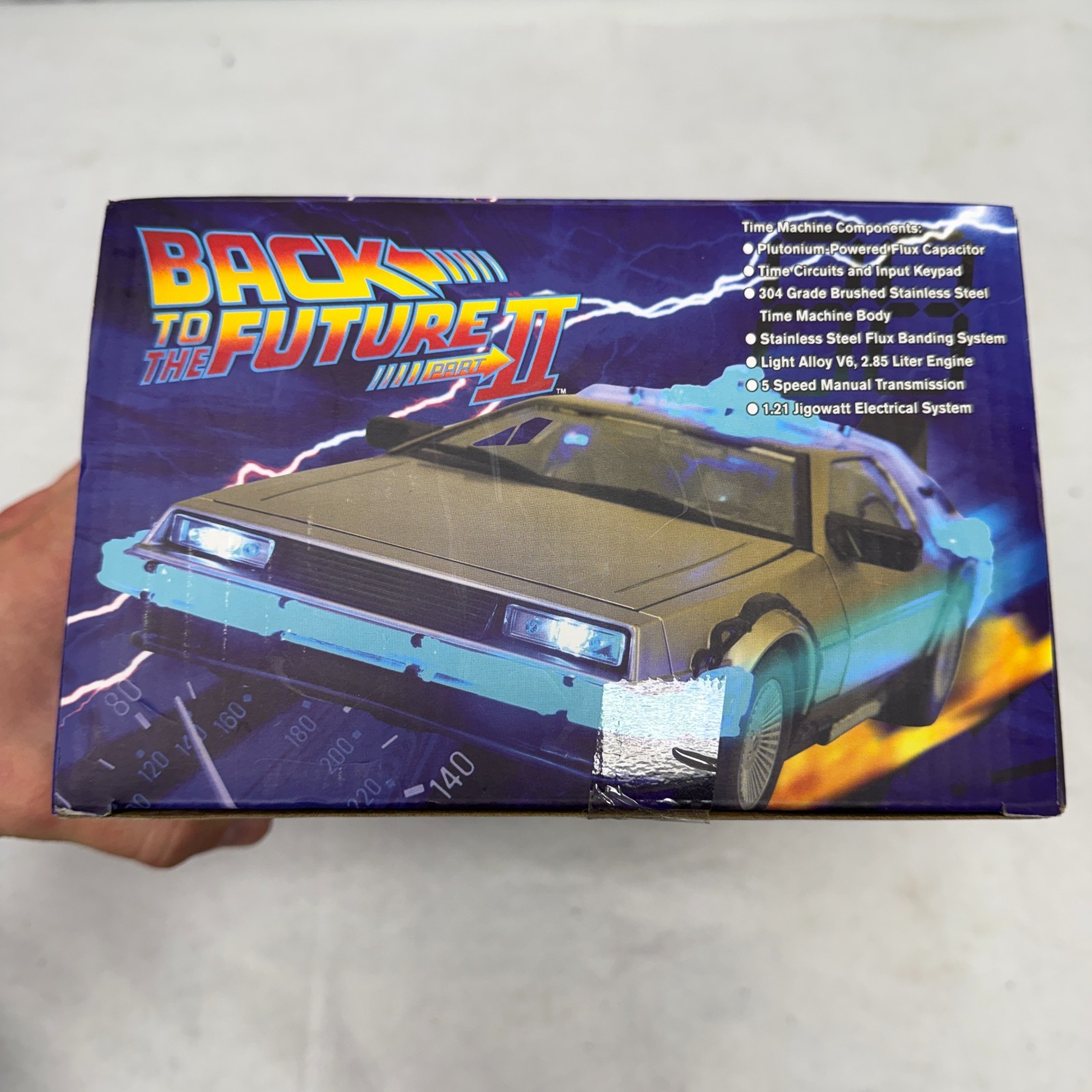 Back To The Future II 1/15 Scale Time Machine Delorean L.E. Entertainment Earth